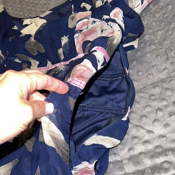 ENTRO large womens feather print ruched empire waist with lavender velvet trim - Picture 11 of 14